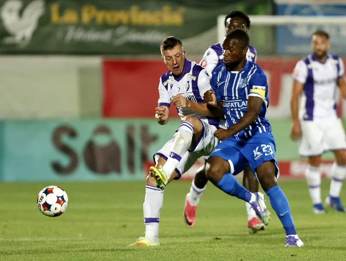 FC Argeș - Farul 1-1: Piteștenii rămân liderii Superligii după un egal acasă la Mioveni