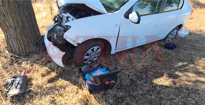Șapte persoane, inclusiv doi copii, rănite într-un accident pe DN38, la ieșirea din Amzacea
