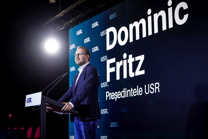 Decizia CCR îl poate înlătura pe Dominic Fritz din funcție și complica conducerea USR