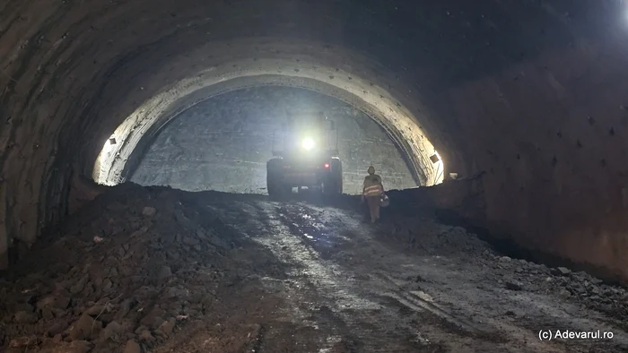 Numărătoare inversă pe șantier: străpungerea primei galerii a Tunelului Mare de pe A1, în zilele următoare