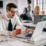 Angajaţii din România au nevoie, în medie, de 10 zile consecutive de vacanţă pentru refacere completă