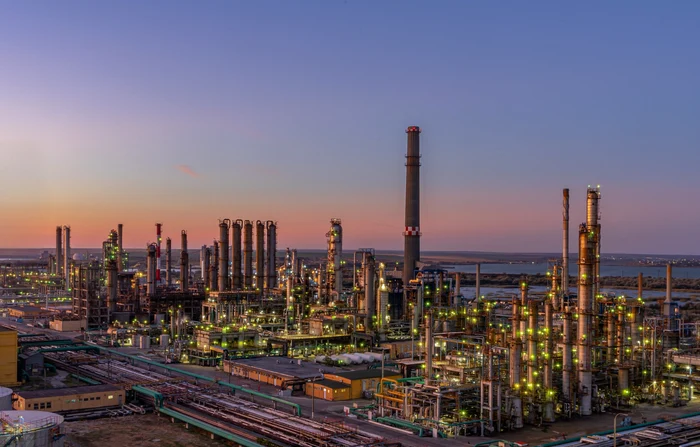 Rompetrol reduce consumul de energie și oprește temporar o instalație LDPE pe 22 august pentru a sprijini rețeaua
