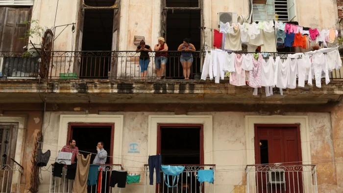 Cuba extinde accesul privat în 46 de sectoare; în Havana petrecerile devin formă de rezistență