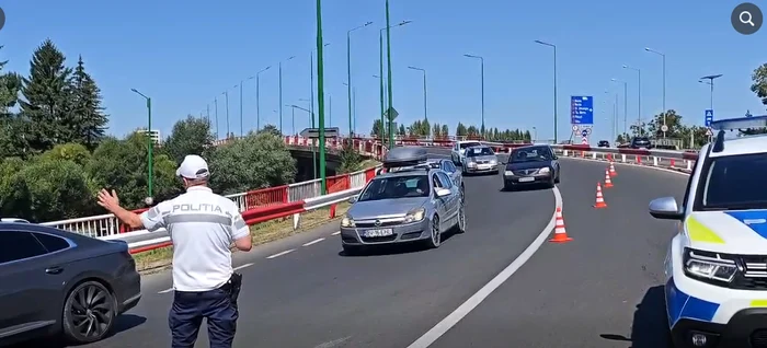Trafic aglomerat pe principalele rute de întoarcere din vacanță: DN1, A2 și DN7