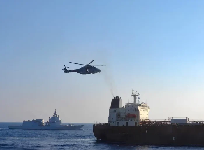 Petrolier sancționat din «flota fantomă» a Rusiei, interceptat de o misiune UE în Marea Mediterană
