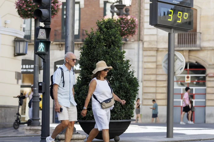 Val de căldură în România: maxime de până la 39°C și nopți tropicale în următoarele zile