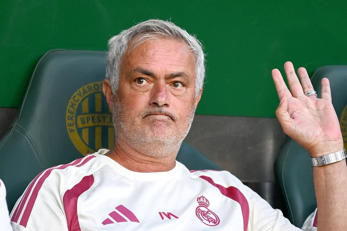José Mourinho, prezentat oficial la Real Madrid: contract pe trei ani până în 2029