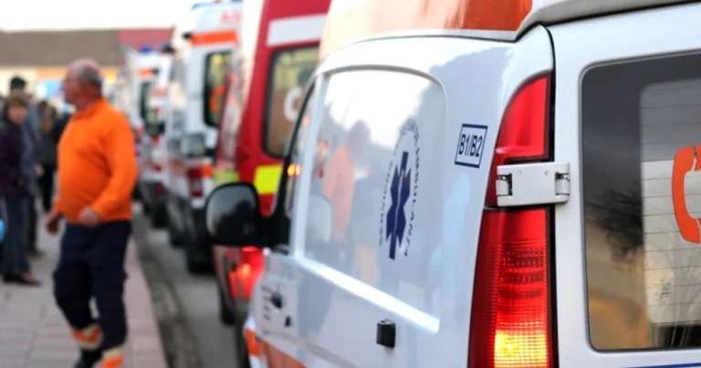 Sindicaliştii din Ambulanţă ameninţă cu proteste dacă nu se modifică proiectul legii salarizării