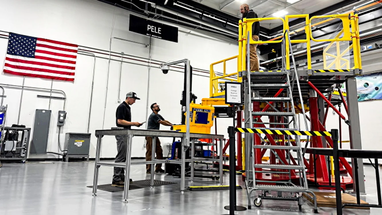 Doi foști ingineri SpaceX reiau proiectul mPower pentru reactoare mici, vizând alimentarea centrelor de date AI