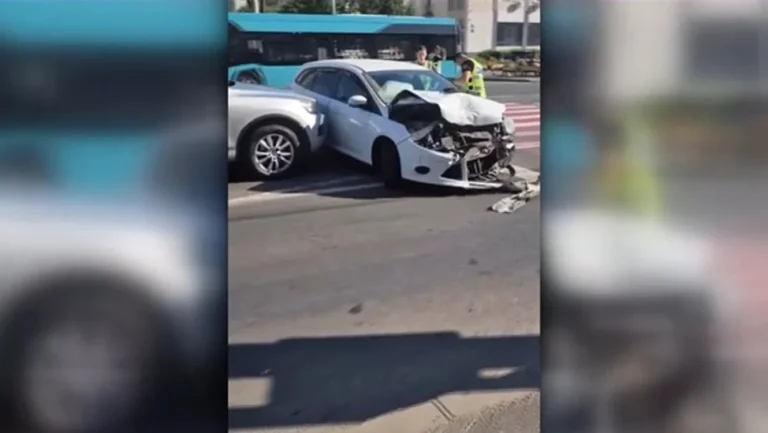 Bărbat din Galați arestat preventiv după ce și-ar fi lovit soția cu mașina; un alt șofer a intervenit pentru a o proteja