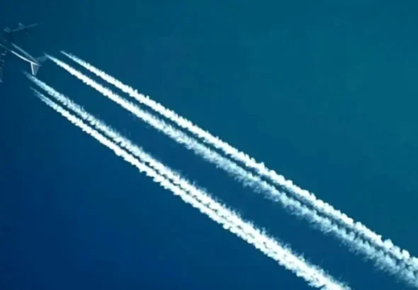 Proiect de 5 milioane lire foloseşte AI pentru a evita dârele de condensare care încălzesc atmosfera