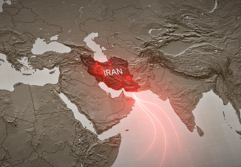 Şeful securităţii iraniene avertizează: vecinii care se aliniază sancţiunilor SUA vor fi trataţi ca inamici