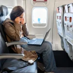 Panica la bordul unui Airbus A321: un laptop a luat foc în timpul zborului între Atlanta și Dallas