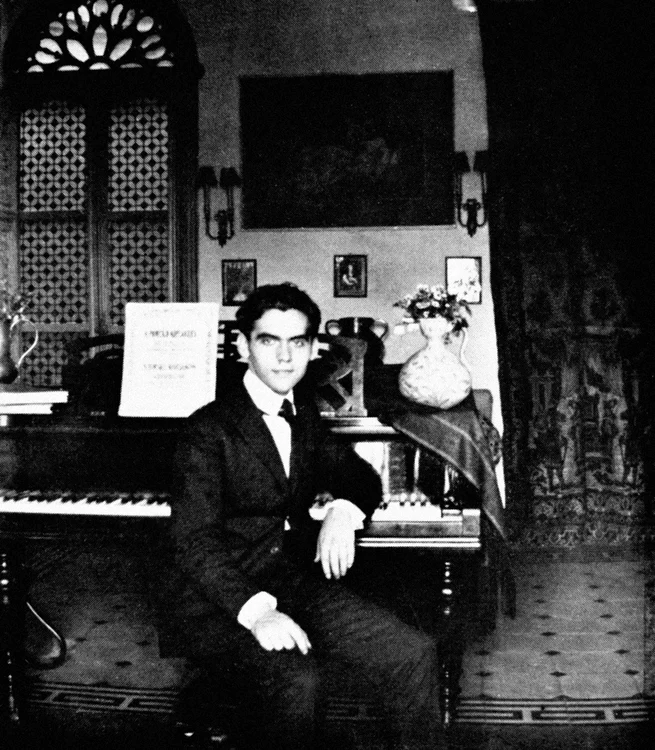 La 90 de ani de la asasinare, rămășițele lui Federico García Lorca rămân neidentificate