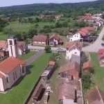 Smrtić, satul croat cu un nume sumbru: istorie demografică și viață rurală liniștită