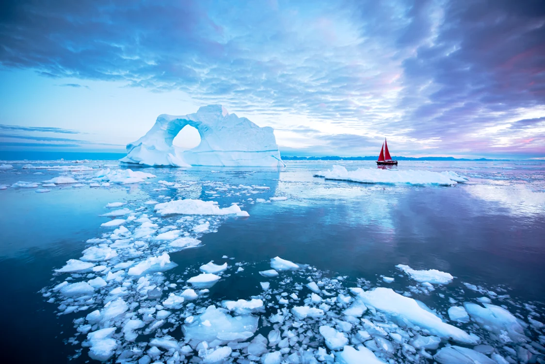 Schimbările climatice rescriu rutele comerțului global: de ce Arctica devine miza principală