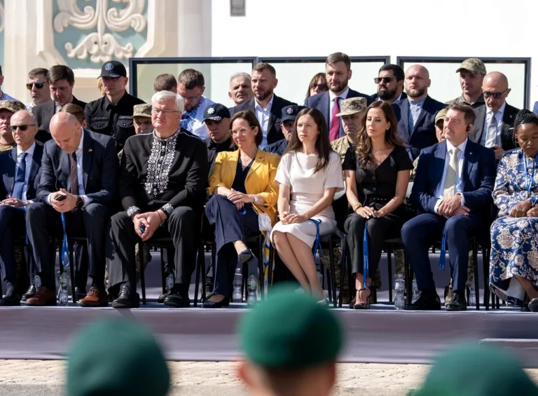 Mirabela Grădinaru la Kiev în locul președintelui Dan: dezbatere despre reprezentarea României