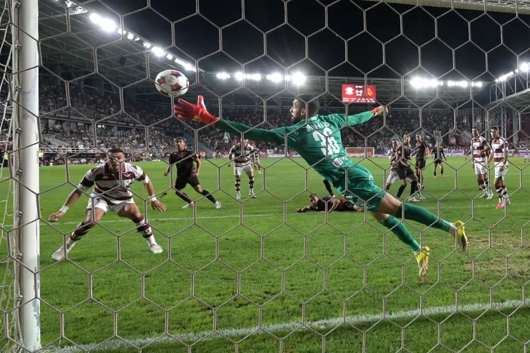 Bucureştiul dominatează Superliga: primele trei locuri ocupate de echipe din Capitală pentru prima dată în 14 ani