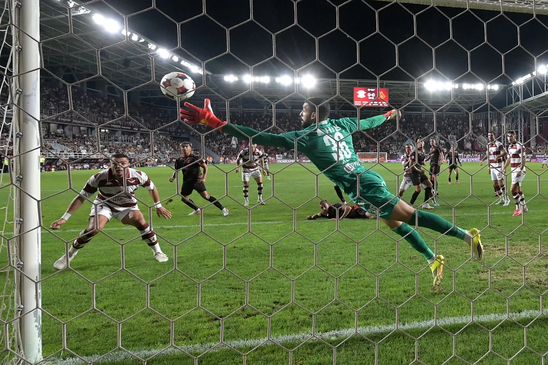 Bucureştiul dominatează Superliga: primele trei locuri ocupate de echipe din Capitală pentru prima dată în 14 ani