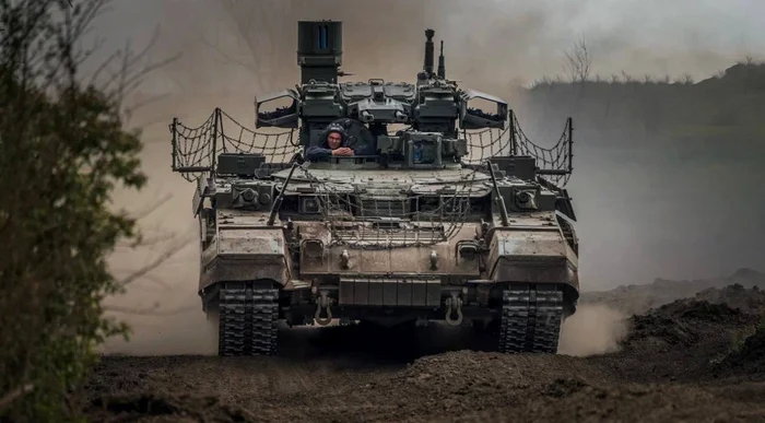 BMP-T „Terminator”, un blindat rar și tot mai inutil pe câmpul de luptă din Ucraina