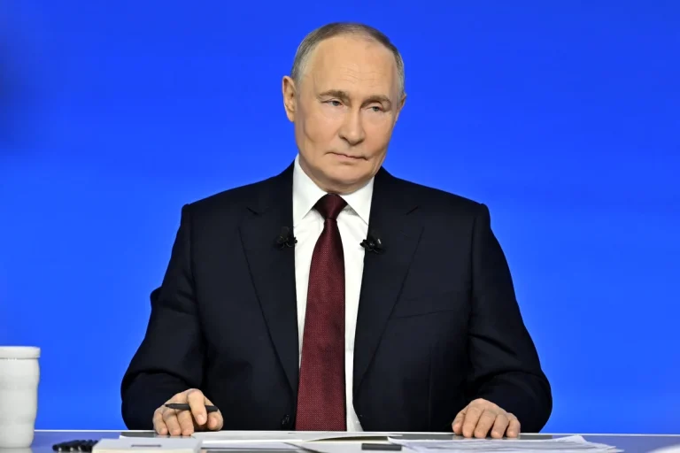 Moscova anunță pregătirea unor "atacuri masive" asupra infrastructurii energetice ucrainene
