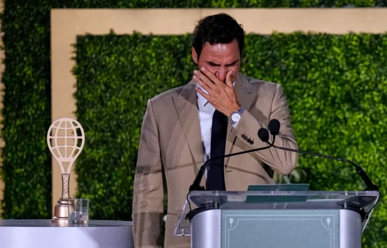 Roger Federer inclus în International Tennis Hall of Fame; Mirka l-a emoționat până la lacrimi