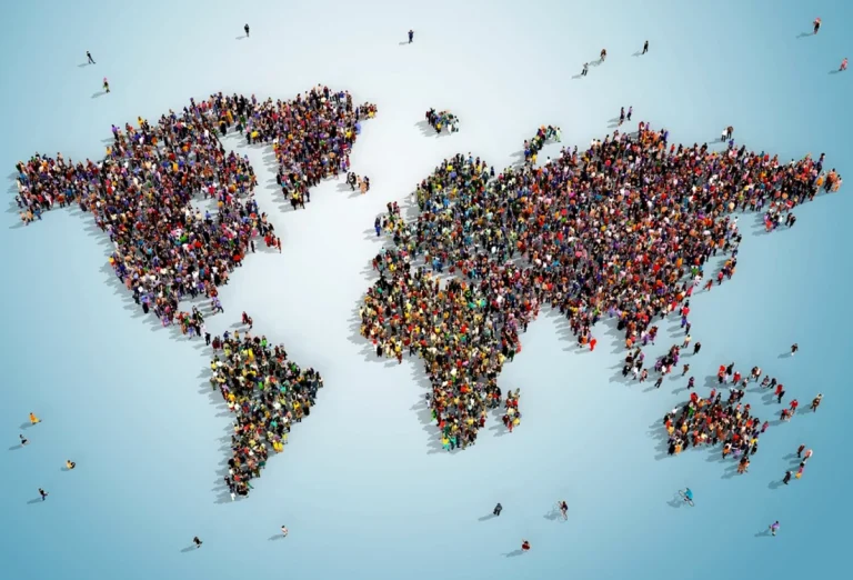 Îmbătrânirea globală schimbă regulile economiei: cine va suporta costurile?