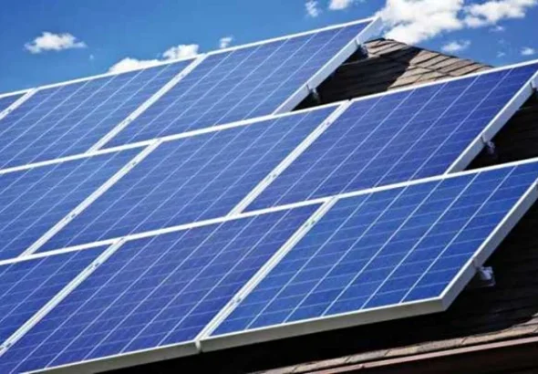 Asociația Prosumatorilor cere TVA 0% pentru panouri fotovoltaice și baterii, după modelul Germaniei