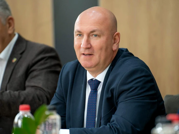 Primarul din Bistriţa refuză reducerea iluminatului public: „Nu pot face rabat la siguranța cetățeanului”