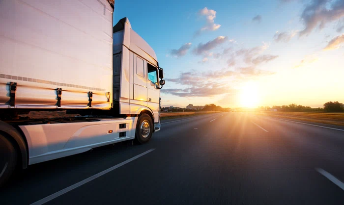 CNAIR extinde restricțiile de circulație pentru vehiculele peste 7,5 t din cauza caniculei