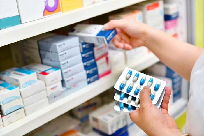 Biofarm: Colebil și Panzcebil, vânzarea blocată temporar în farmacii din România