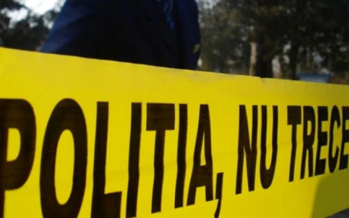 Anchetă în Galați: O femeie îngropată în curte; nepoata suspectată că i-a încasat pensia luni de zile