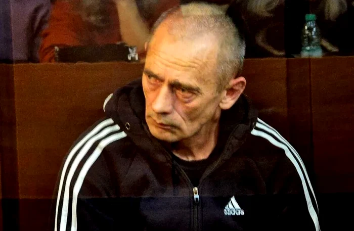 „Pescarul din Altai”, condamnat pentru 11 crime, cere să fie trimis pe front ca să evite închisoarea