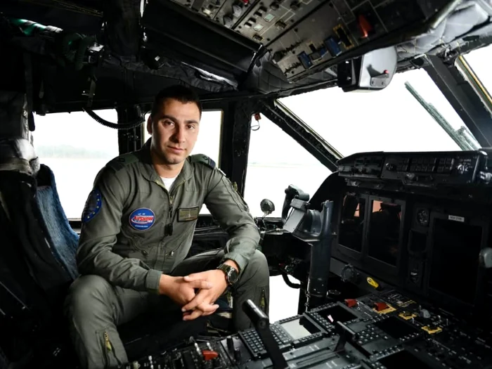 Imagini surprinse la accidentul mortal în care a murit pilotul militar Mihai Vîrdol