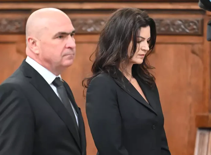 Bolojan evită un răspuns clar privind publicarea declarației de avere a partenerei sale