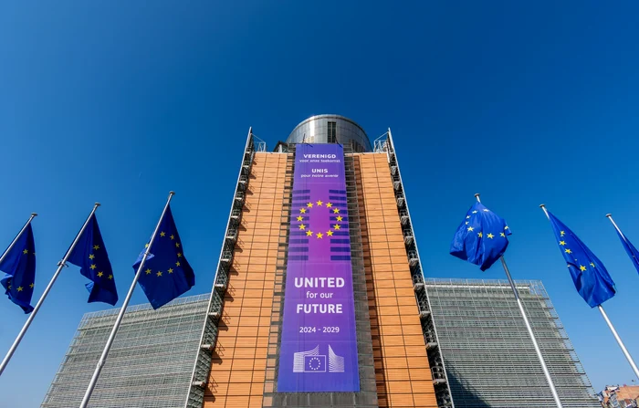 Bruxelles: Comisia Europeană analizează modificările la legea decarbonizării adoptate de Parlamentul României