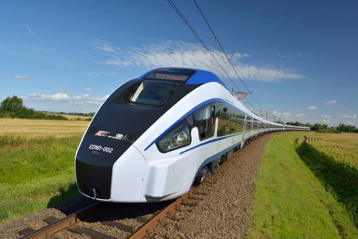 Pasageri sufocați în primul tren PESA pe ruta București–Constanța după defectarea aerului condiționat