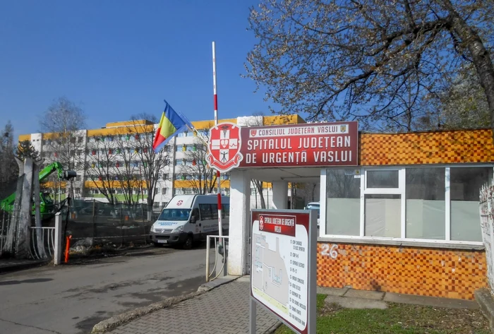 O fetiță de 7 luni din Vaslui a murit la 24 de ore după externare. Spitalul afirmă că era în stare bună