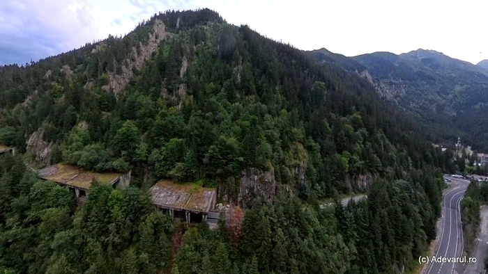 Acoperișurile uriașe de beton de pe Transfăgărășan: cum au fost ridicate pe versanții abrupți ai Făgărașului