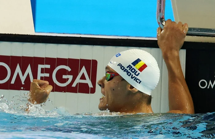 David Popovici s-a calificat în semifinale la 100 m liber, cu cel mai bun timp în serii