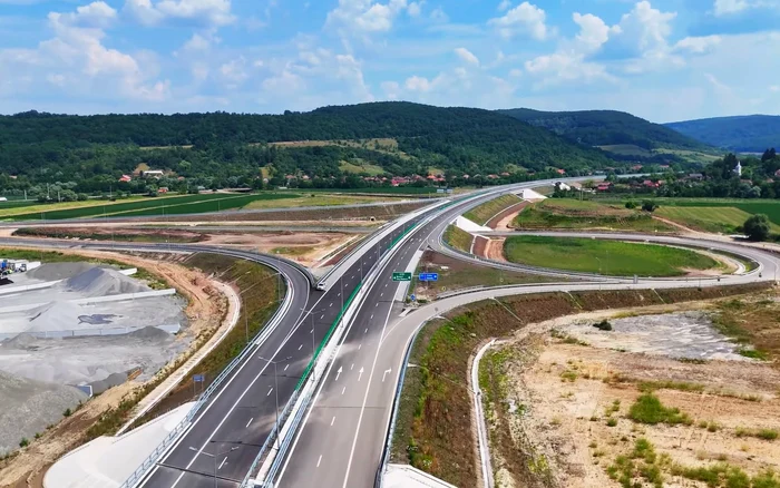 Deschis un nou tronson de 12 km din Autostrada Transilvaniei, între Zimbor și Poarta Sălajului