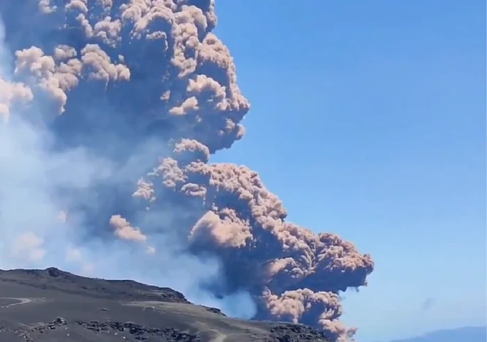 Norul de cenușă de la Etna a dus la anularea mai multor zboruri spre Malta