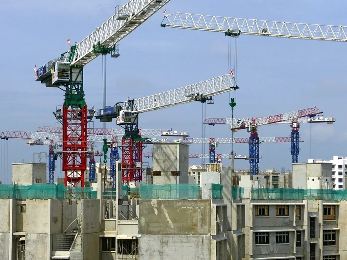 Materialele de construcții s-au scumpit până la 30%: ce înseamnă pentru cei care construiesc sau renovează