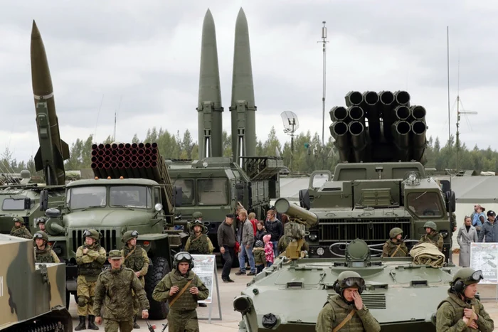 Financial Times: Ucraina trebuie să lovească producția rusă de rachete, nu doar să le intercepteze