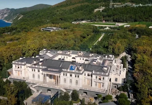 Lovituri asupra apărării din jurul reședinței de la Gelendjik slăbesc protecția complexului asociat cu Putin
