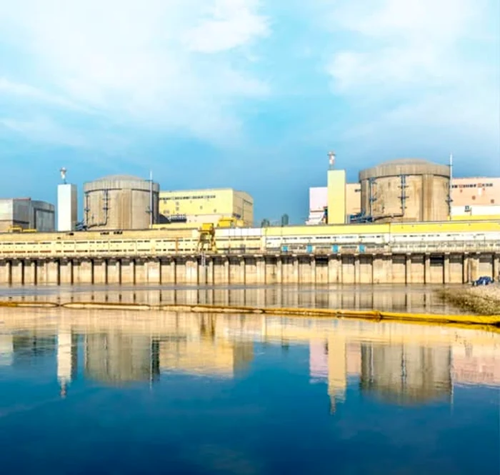 Reactorul 2 de la Cernavodă va fi oprit controlat joi dimineaţă din cauza nivelului scăzut al Dunării