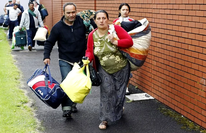 Românii, printre cele mai puțin dorite comunități de imigranți în Marea Britanie, arată un sondaj