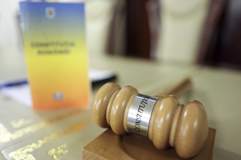 CCR: Legea de ratificare a împrumutului de la BIRD este constituțională; sesizarea AUR și SOS România, respinsă