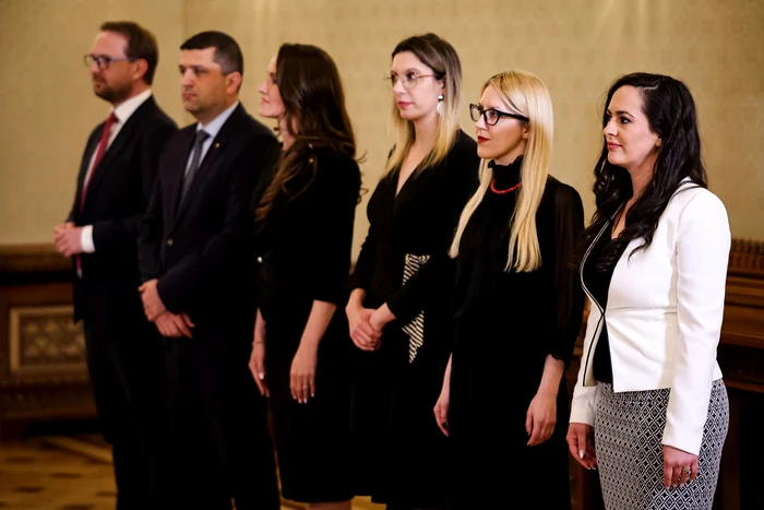USR depune plângere penală: amendament introdus „pe sub mână” în raportul Comisiei juridice privind legea ANI