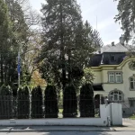 Atac incendiar la Ambasada României din Berna; poliția elvețiană a deschis anchetă